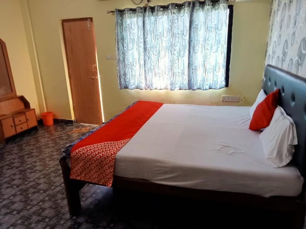 Oyo Flagship Tadoba Tiger Resort Mohurli Exterior foto